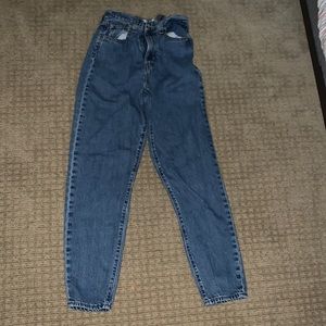 Tapered Loose Fit Levi’s